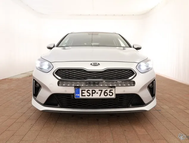 KIA Ceed 1,6 GDI Plug-In Hybrid Business Premium SW DCT - Suomi-auto,Ilmastoidut nahat, Lasikatto - J. autoturva - Ilmainen kotiintoimitus Image 5