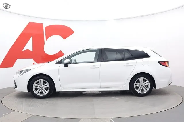 Toyota Corolla Touring Sports 1,8 Hybrid Prestige Edition -  Image 2