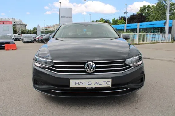 Volkswagen Passat 1.6 TDi DSG *LED,NAVIGACIJA* Image 2