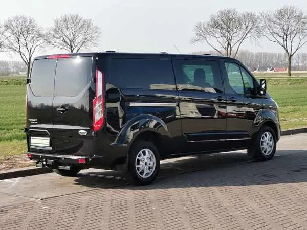 Ford Transit Custom 2.2 TDCI L2 DubbelCabine Image 3